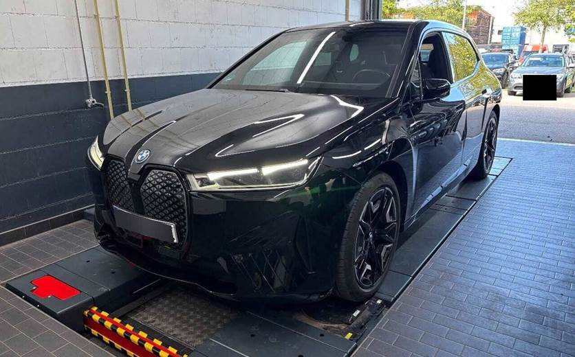 BMW iX 40 EL Super Charged Sport XDrive 326HK 5d Aut.