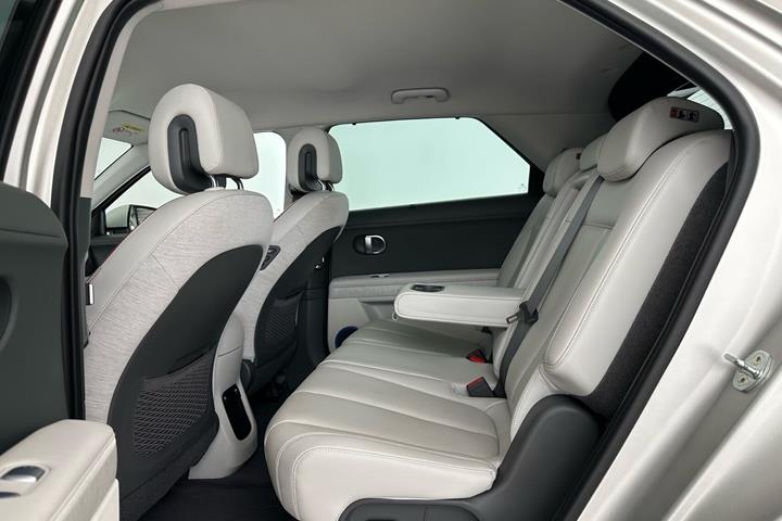 Gul Hyundai Ioniq 5 fra 2021