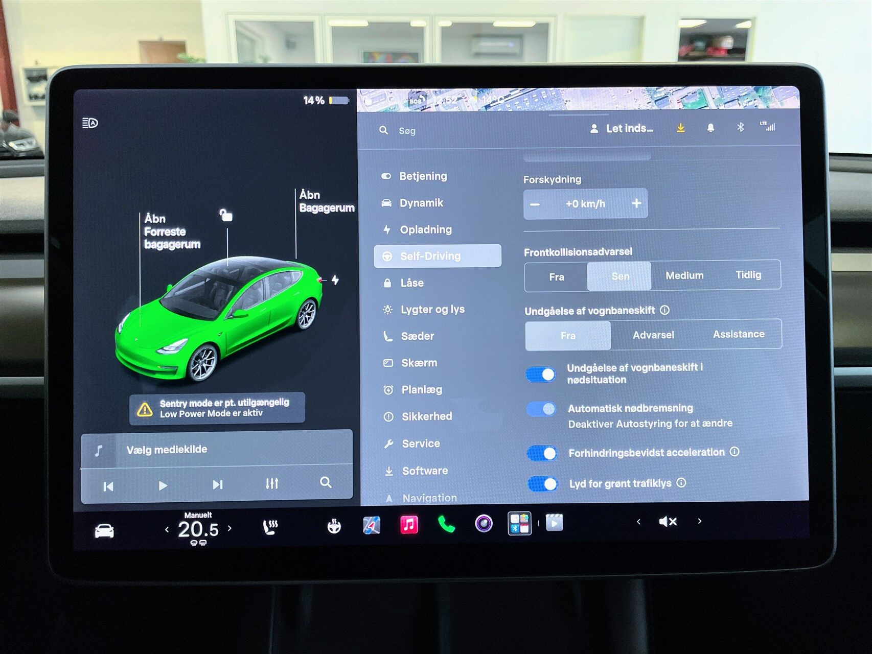 Sort Tesla Model 3 fra 2021