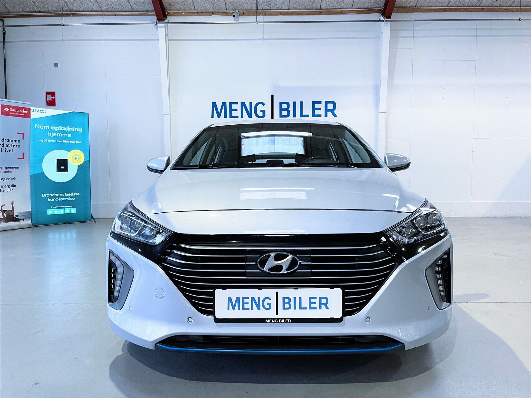 Sølv Hyundai Ioniq fra 2018