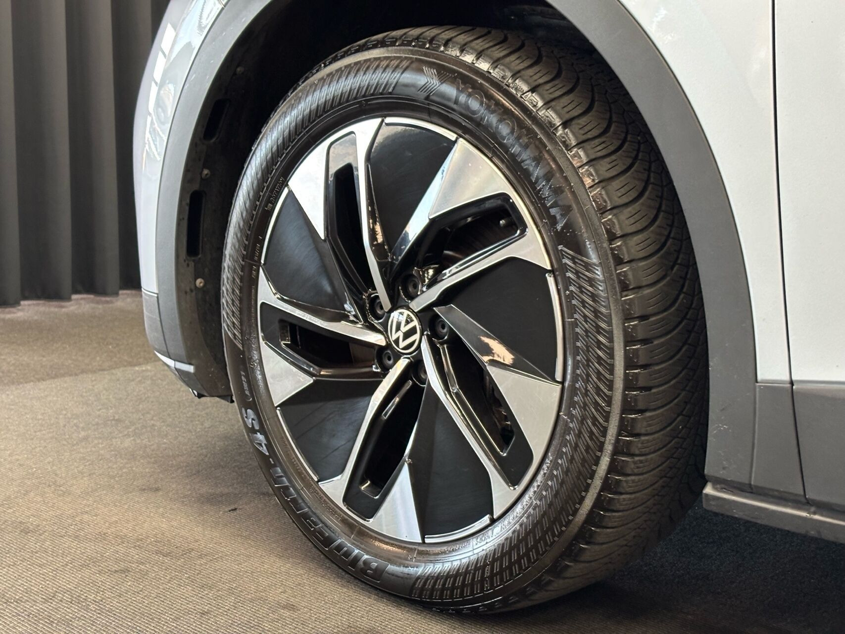 Sølv VW ID.4 fra 2023
