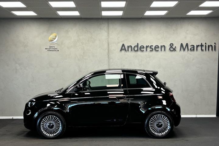 Sort Fiat 500e fra 2023