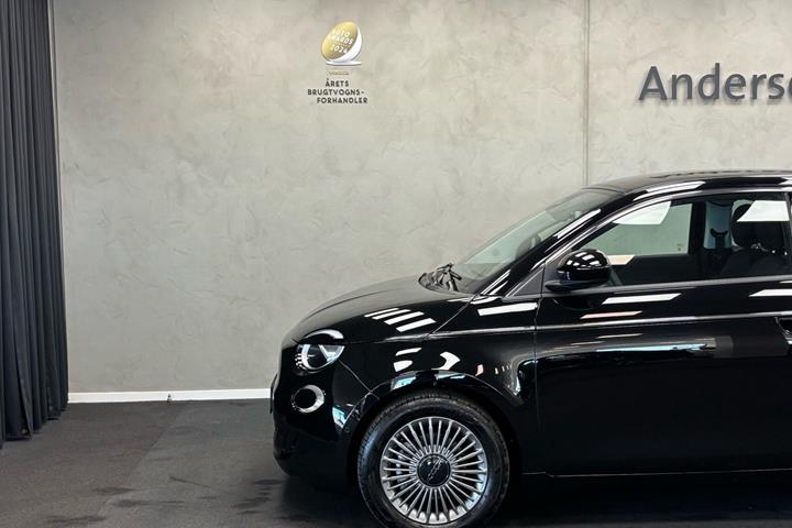 Sort Fiat 500e fra 2023
