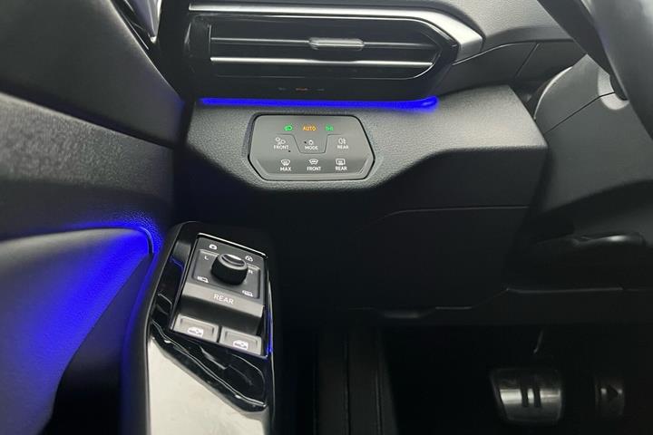 Grå VW ID.5 fra 2024