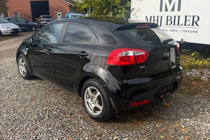 undefined Kia Rio fra 2013