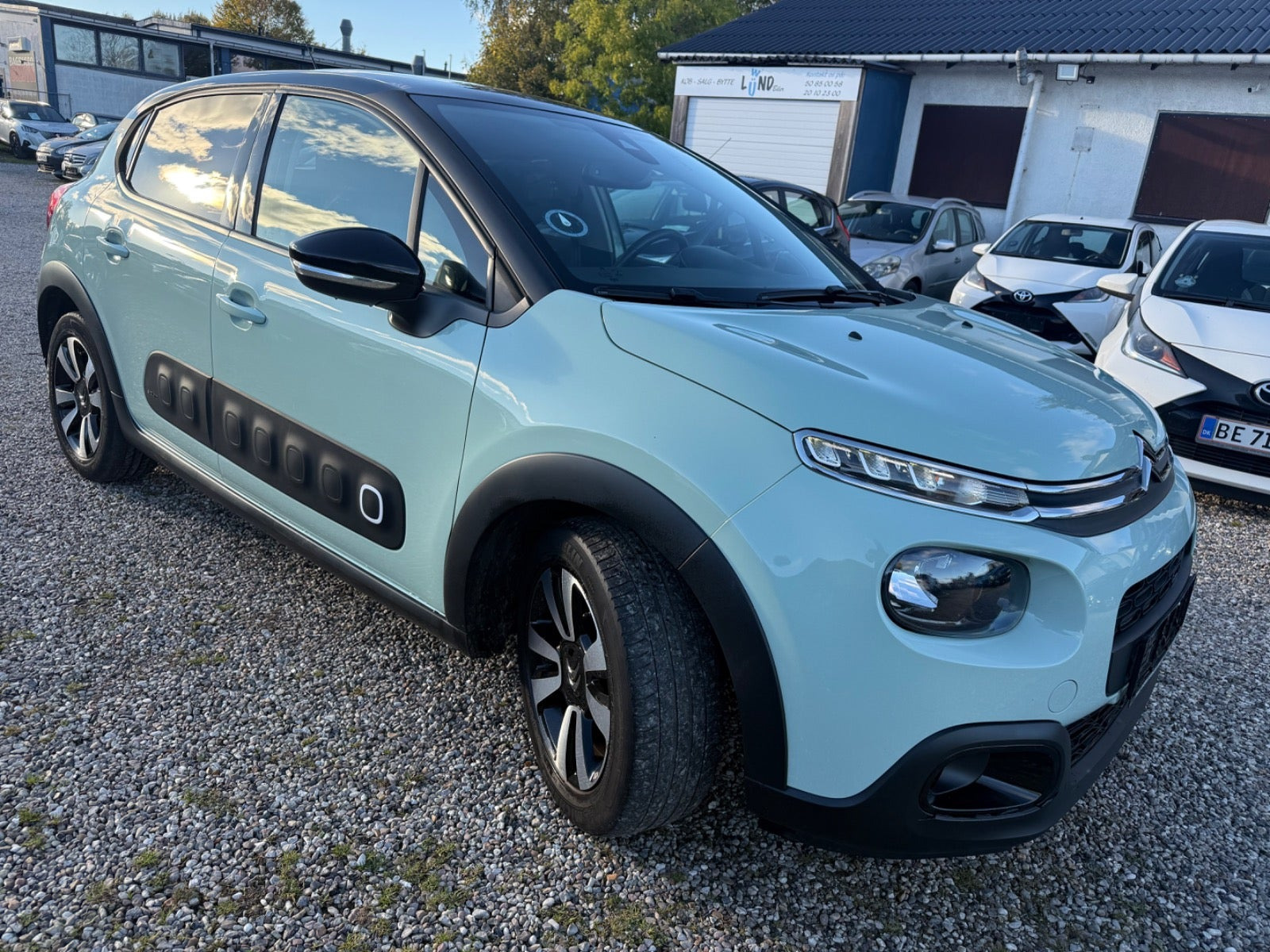 Blå Citroën C3 fra 2019