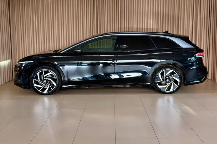 Sort VW ID.7 fra 2025