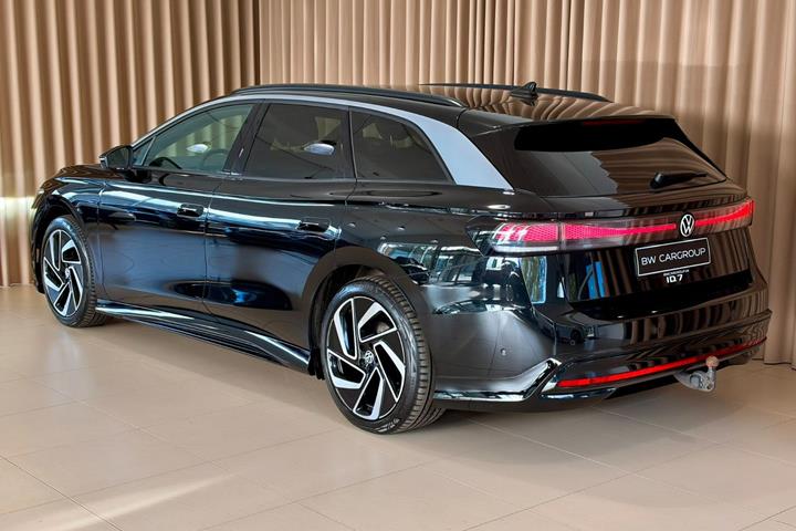 Sort VW ID.7 fra 2025