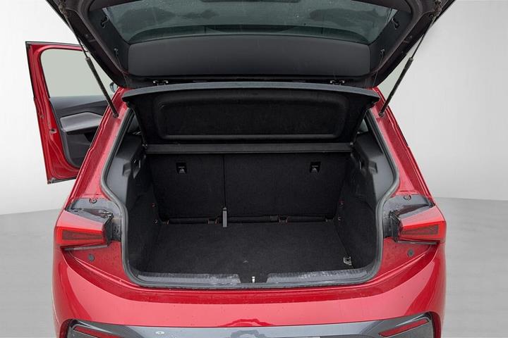 Rød Cupra Born fra 2023