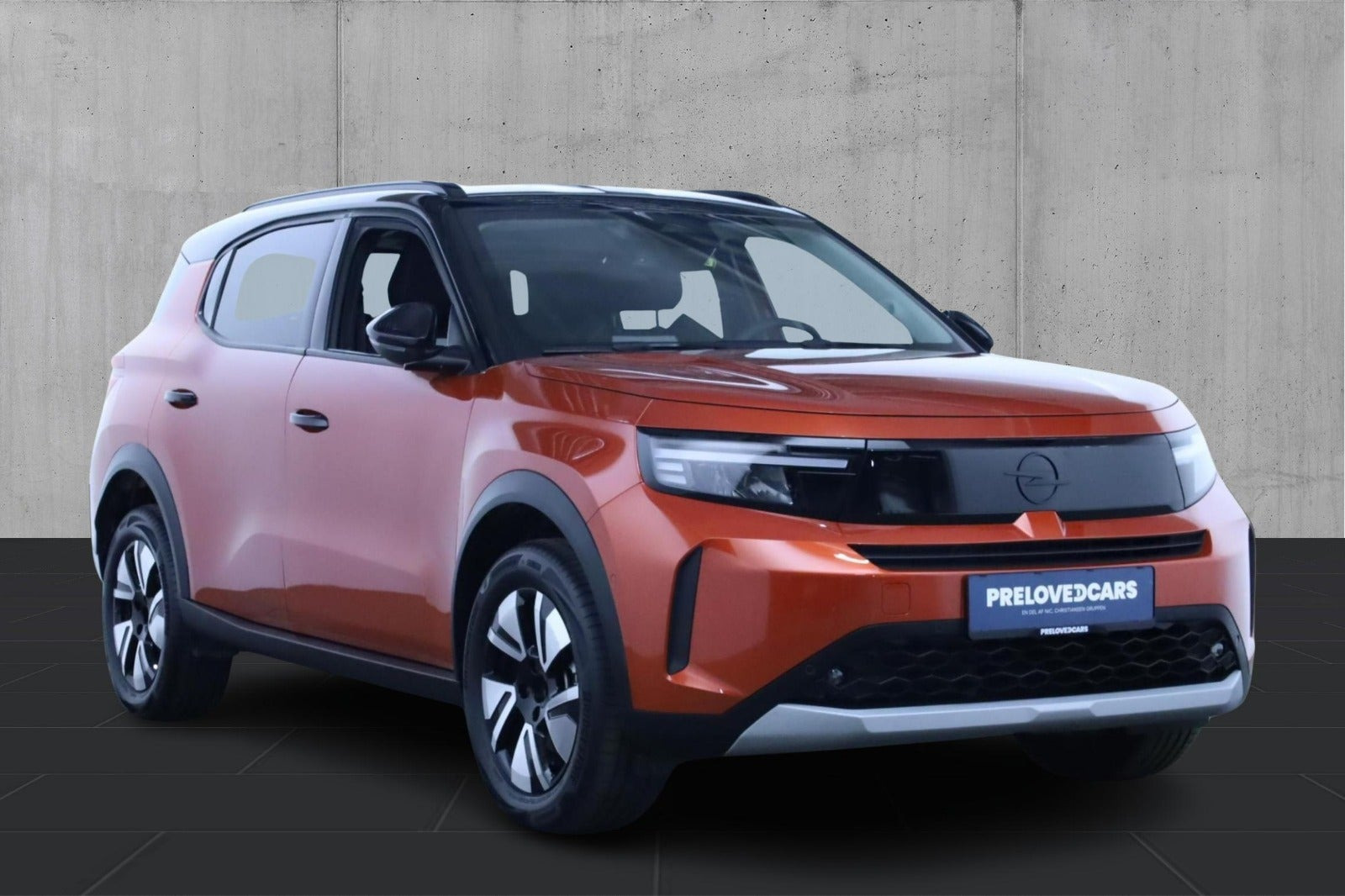 Orange Opel Frontera fra 2025