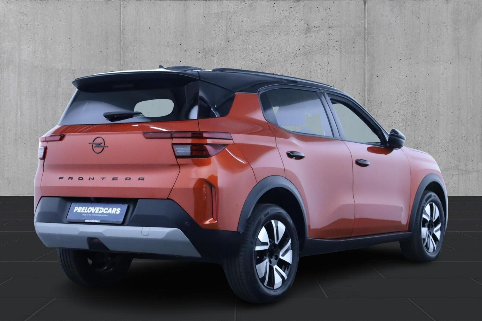 Orange Opel Frontera fra 2025