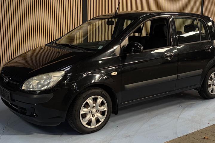 undefined Hyundai Getz fra 2007 set udefra