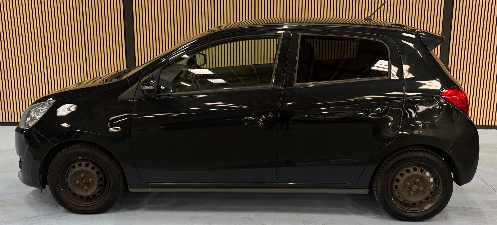 undefined Mitsubishi Space Star fra 2015