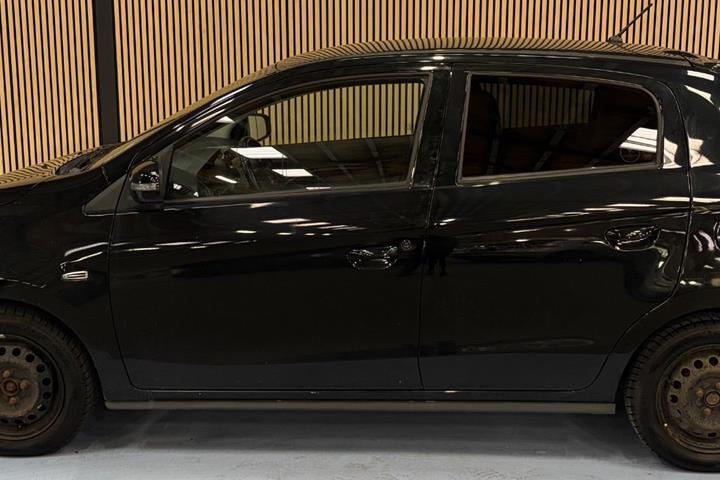 undefined Mitsubishi Space Star fra 2015