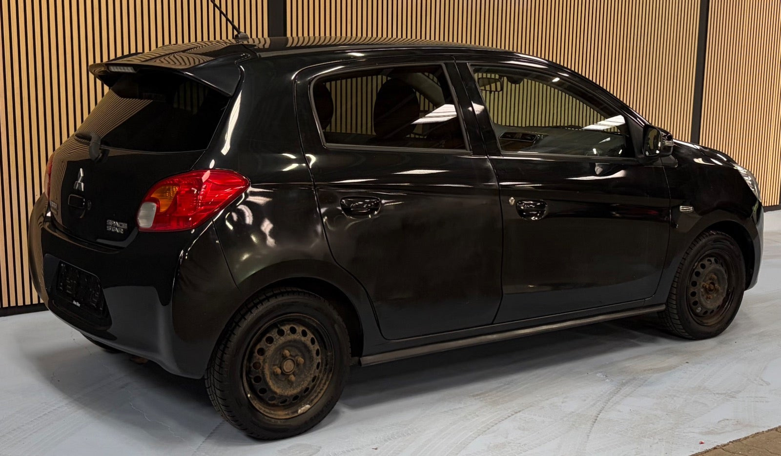undefined Mitsubishi Space Star fra 2015