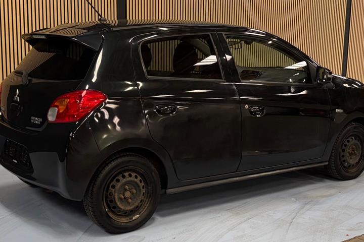 undefined Mitsubishi Space Star fra 2015