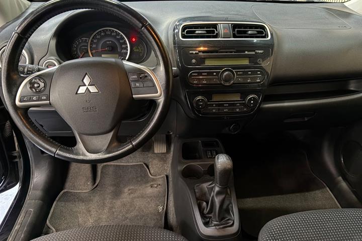 undefined Mitsubishi Space Star fra 2015