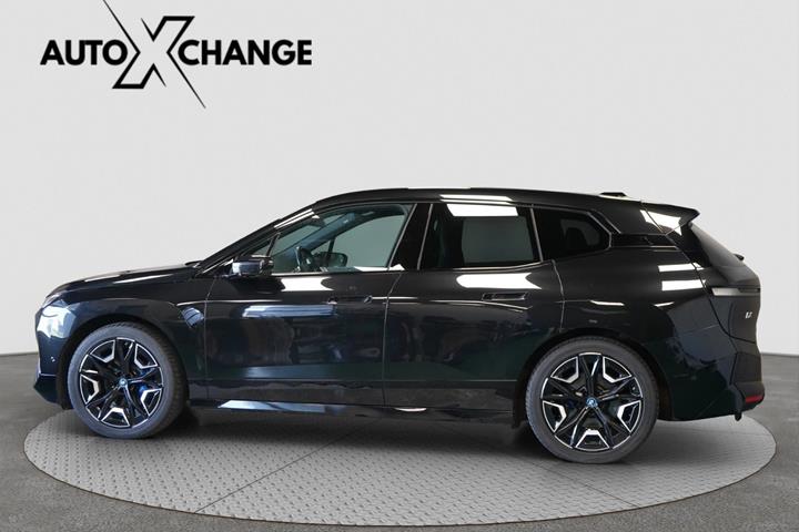 Sort BMW iX fra 2023