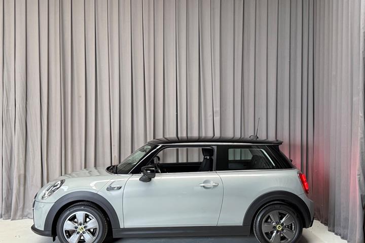 Grå Mini Cooper SE fra 2022