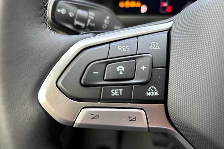Hvid VW Crafter 35 fra 2026