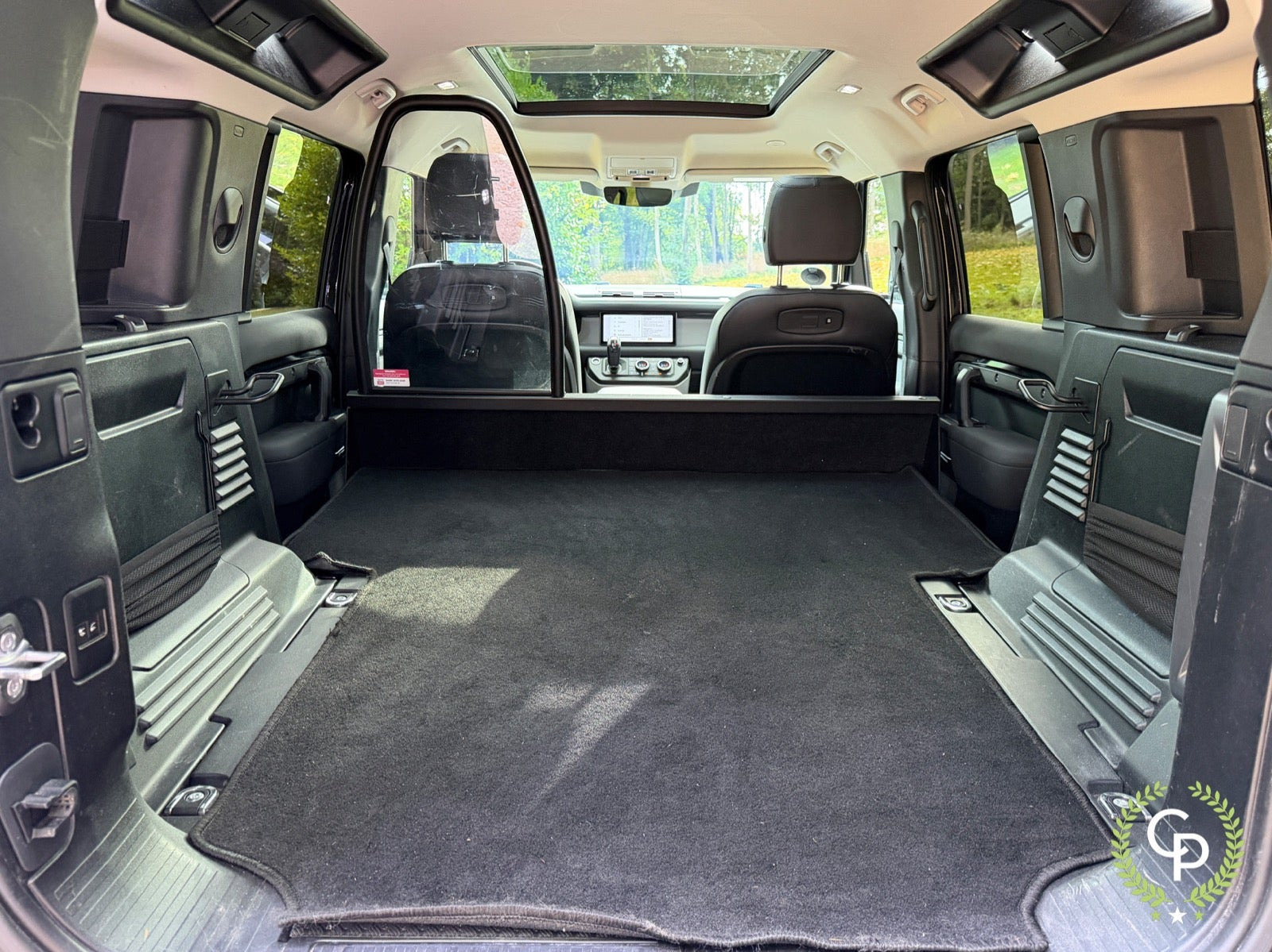 Sort Land Rover Defender 110 fra 2021