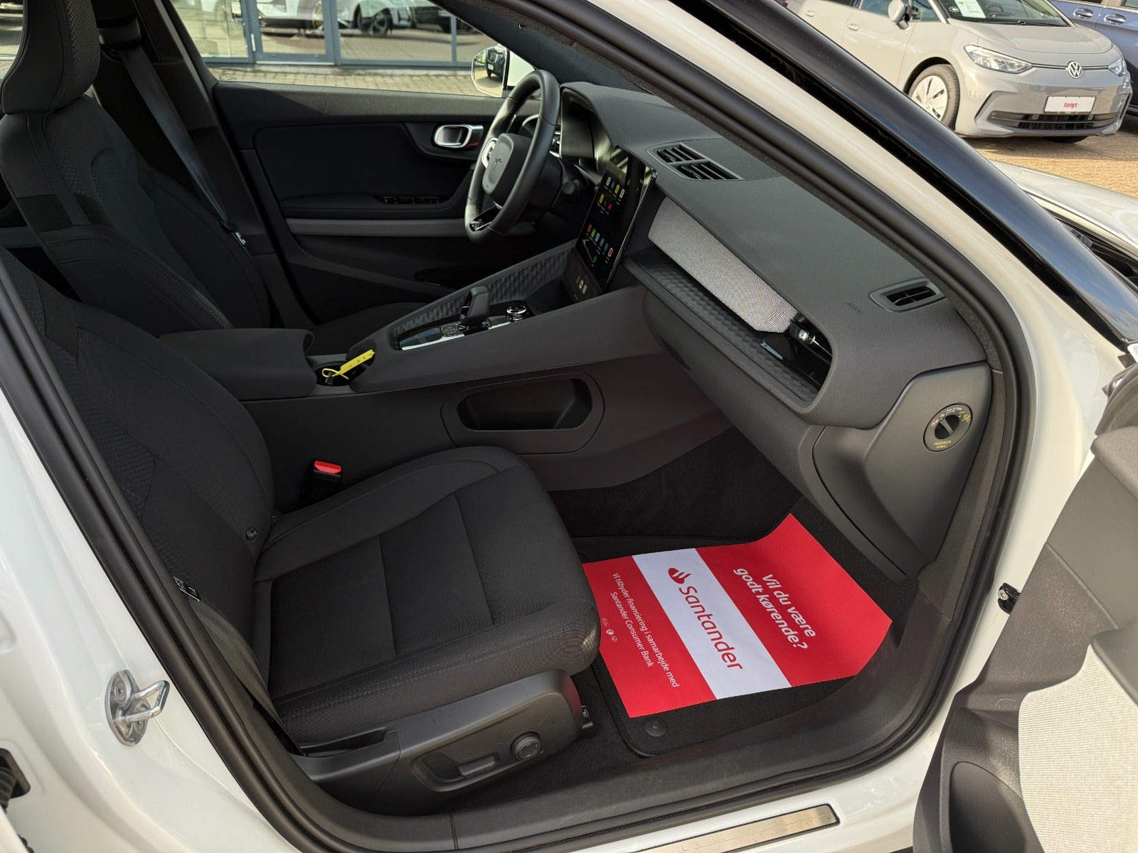 Hvid Polestar 2 fra 2023