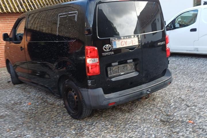 Sort Toyota ProAce fra 2021