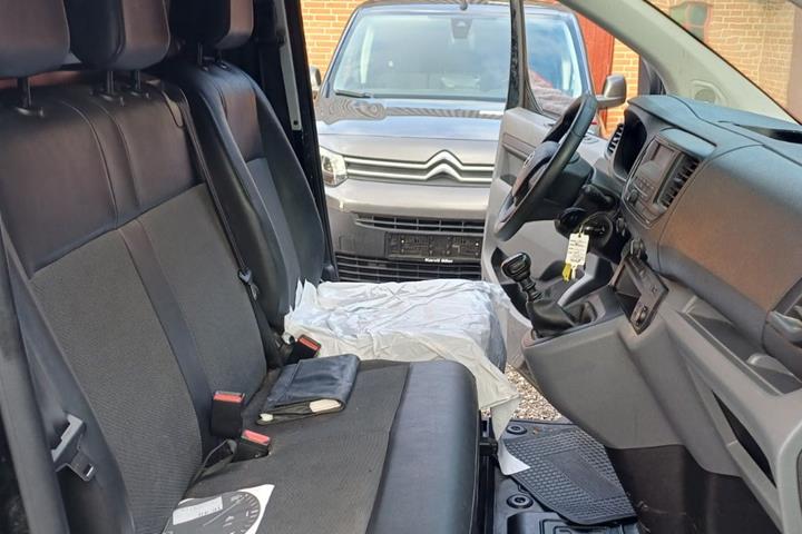 Sort Toyota ProAce fra 2021