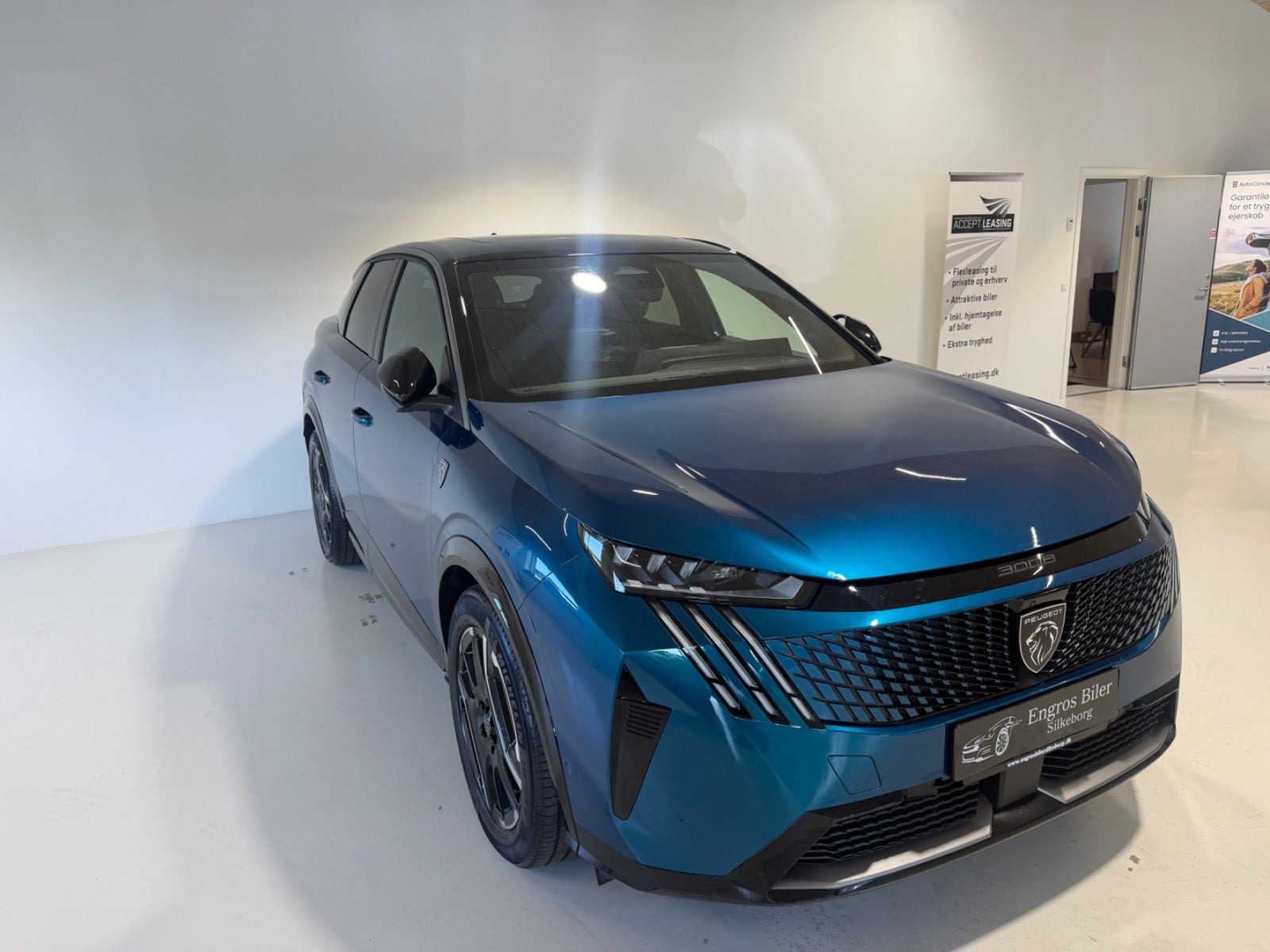 Peugeot e-3008 77 GT Pack