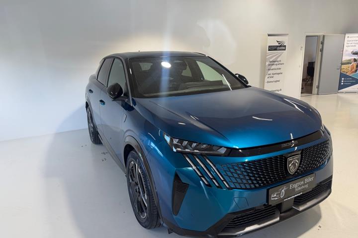 Turquoise Peugeot e-3008 fra 2025