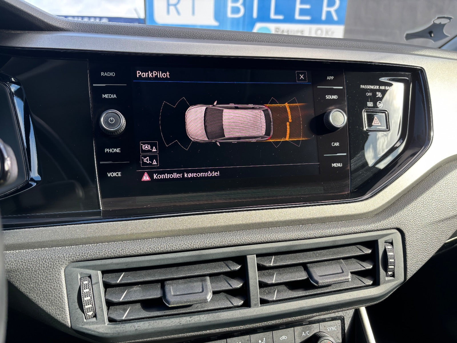 Hvid VW Polo fra 2018