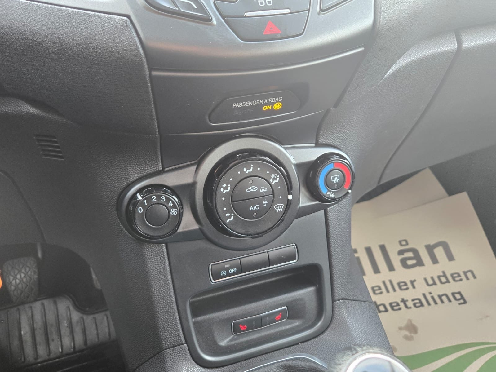 Hvid Ford Fiesta fra 2015