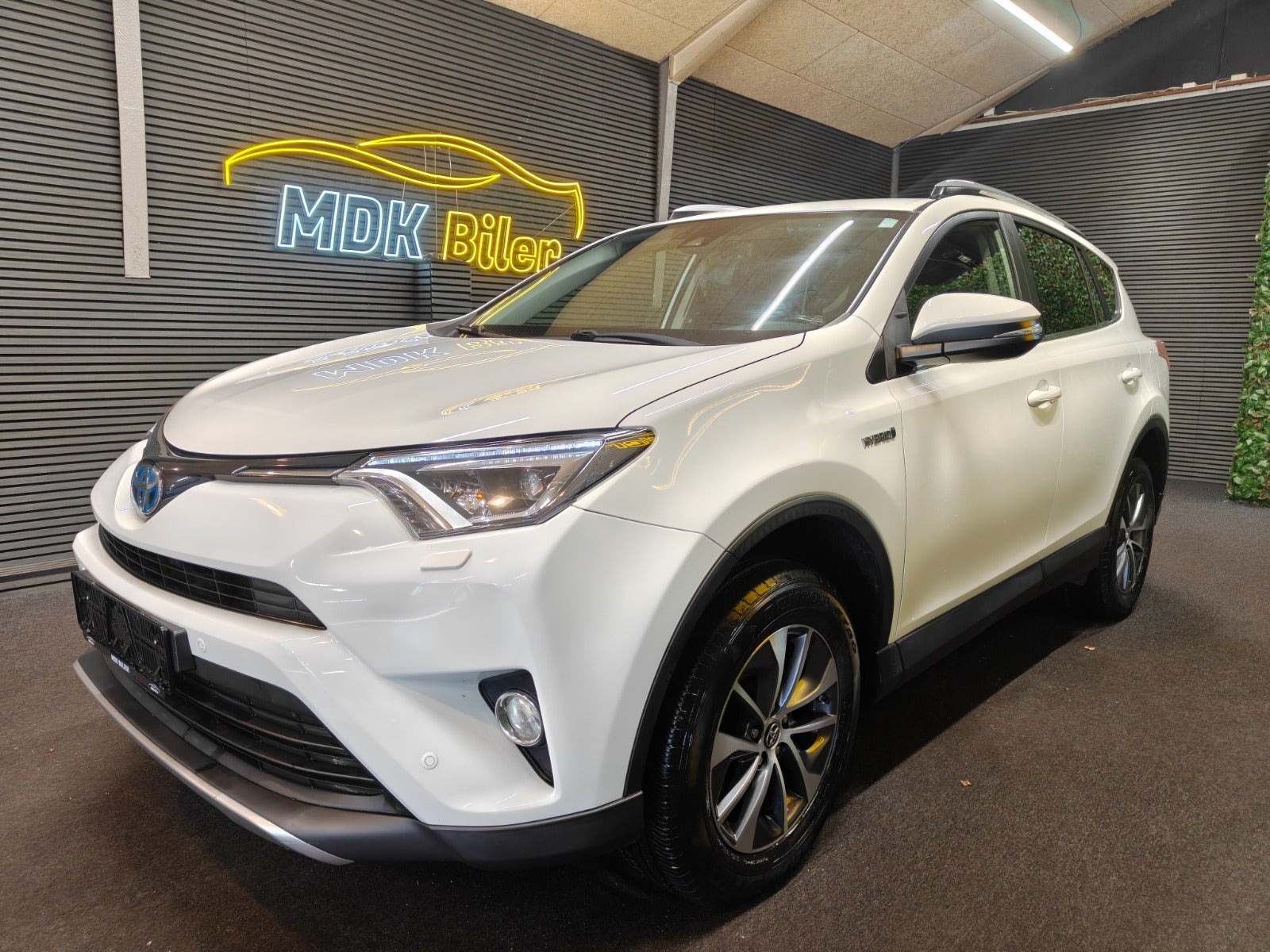 undefined Toyota RAV4 fra 2016