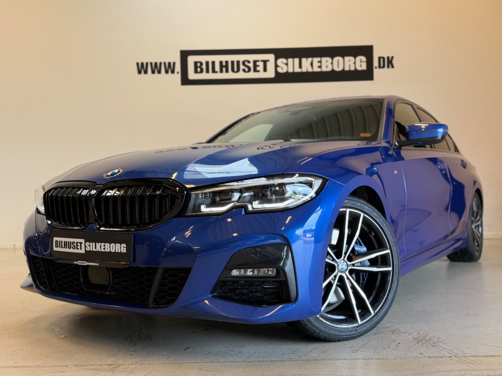 undefined BMW 330i fra 2019