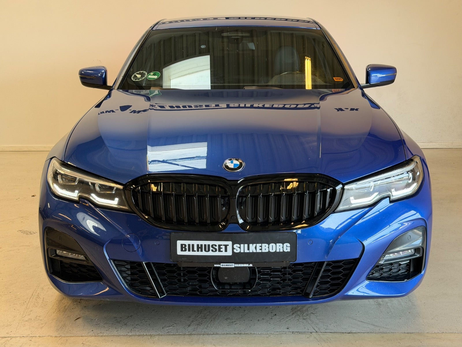 undefined BMW 330i fra 2019