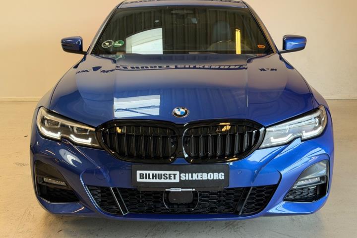 undefined BMW 330i fra 2019