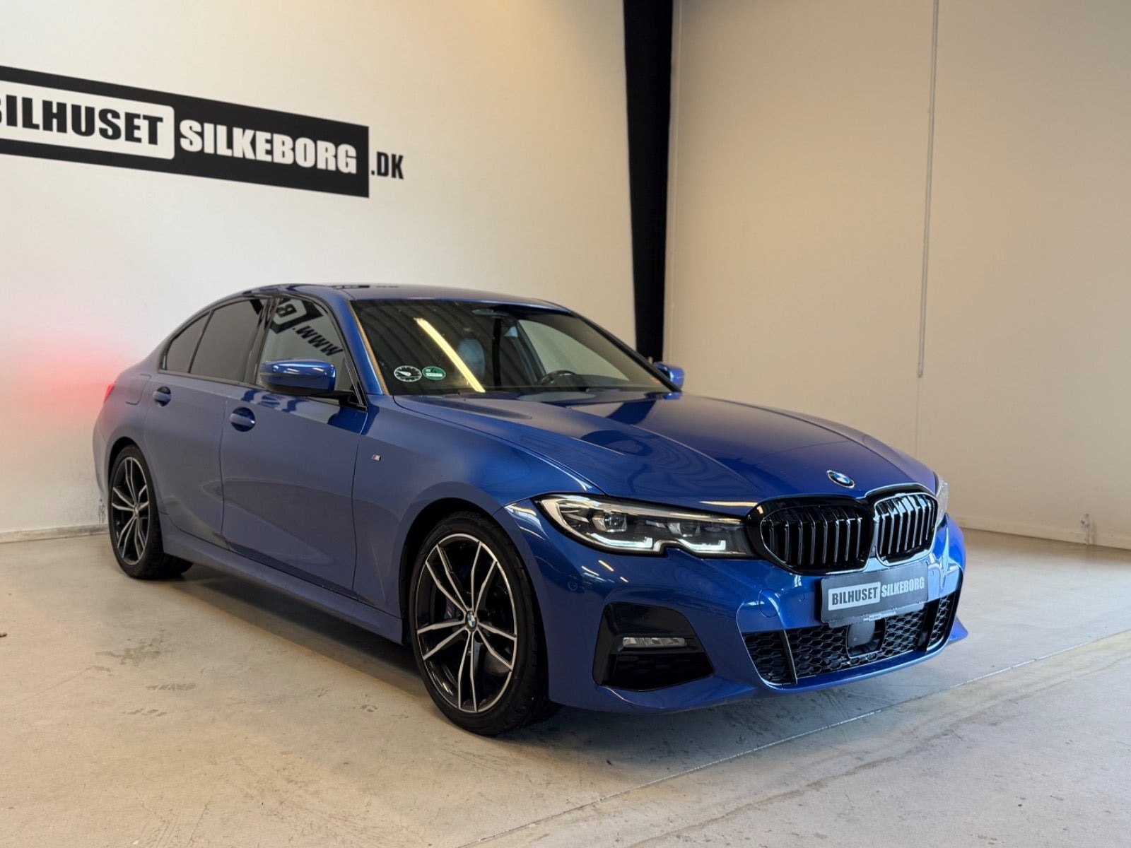 undefined BMW 330i fra 2019