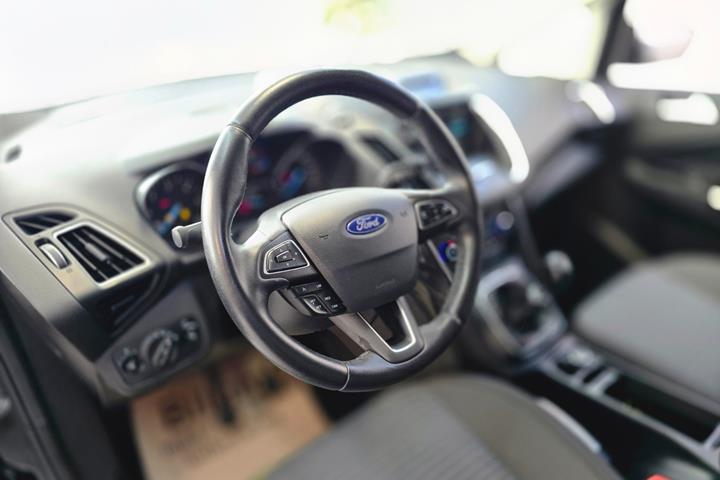Sort Ford C-MAX fra 2017
