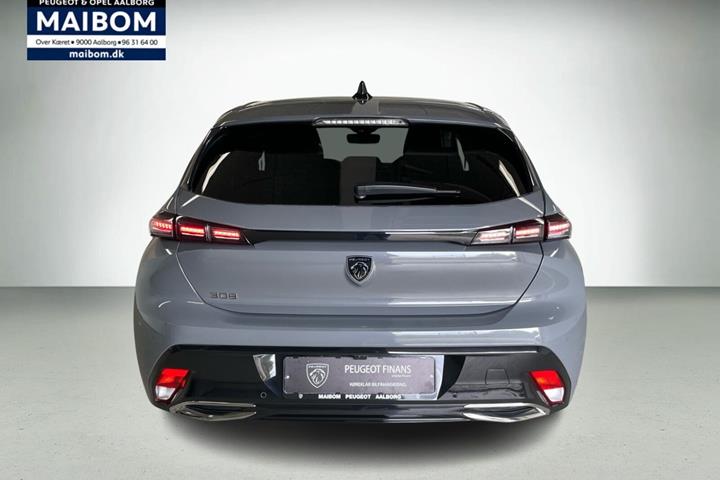 Grå Peugeot 308 fra 2024