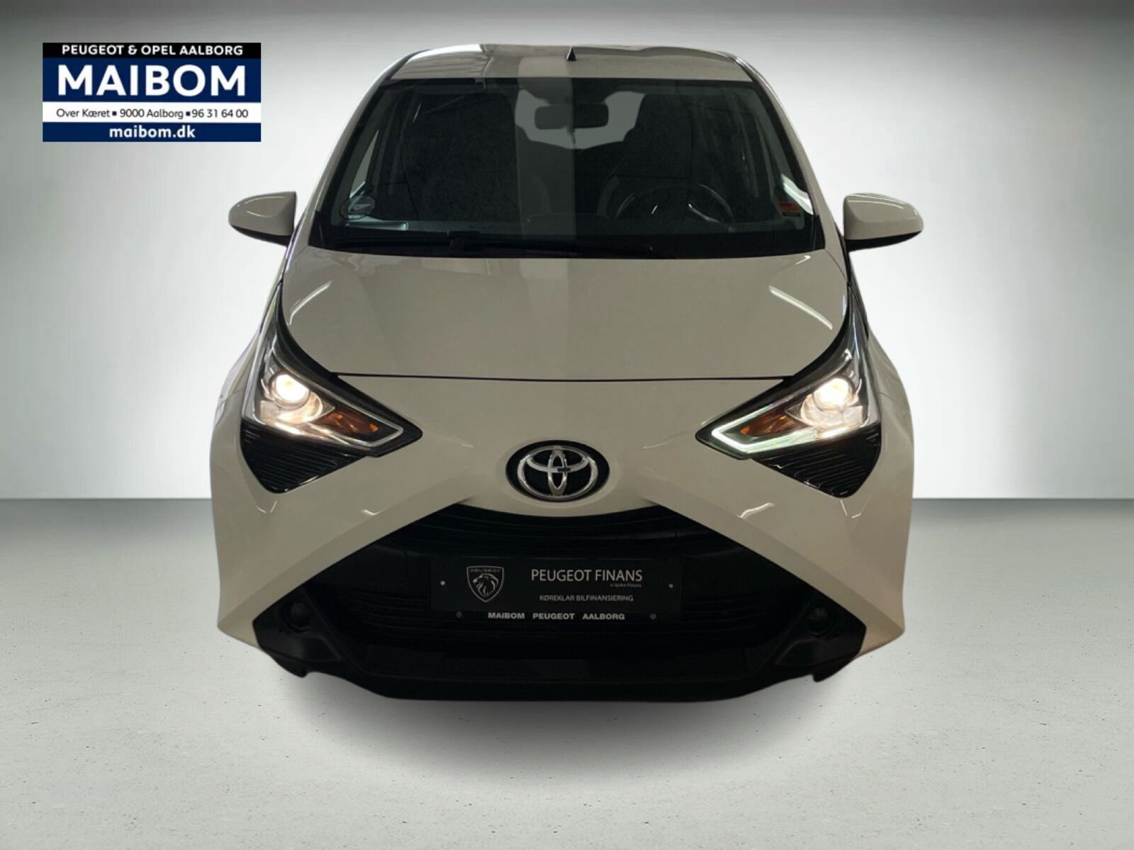 Hvid Toyota Aygo fra 2019