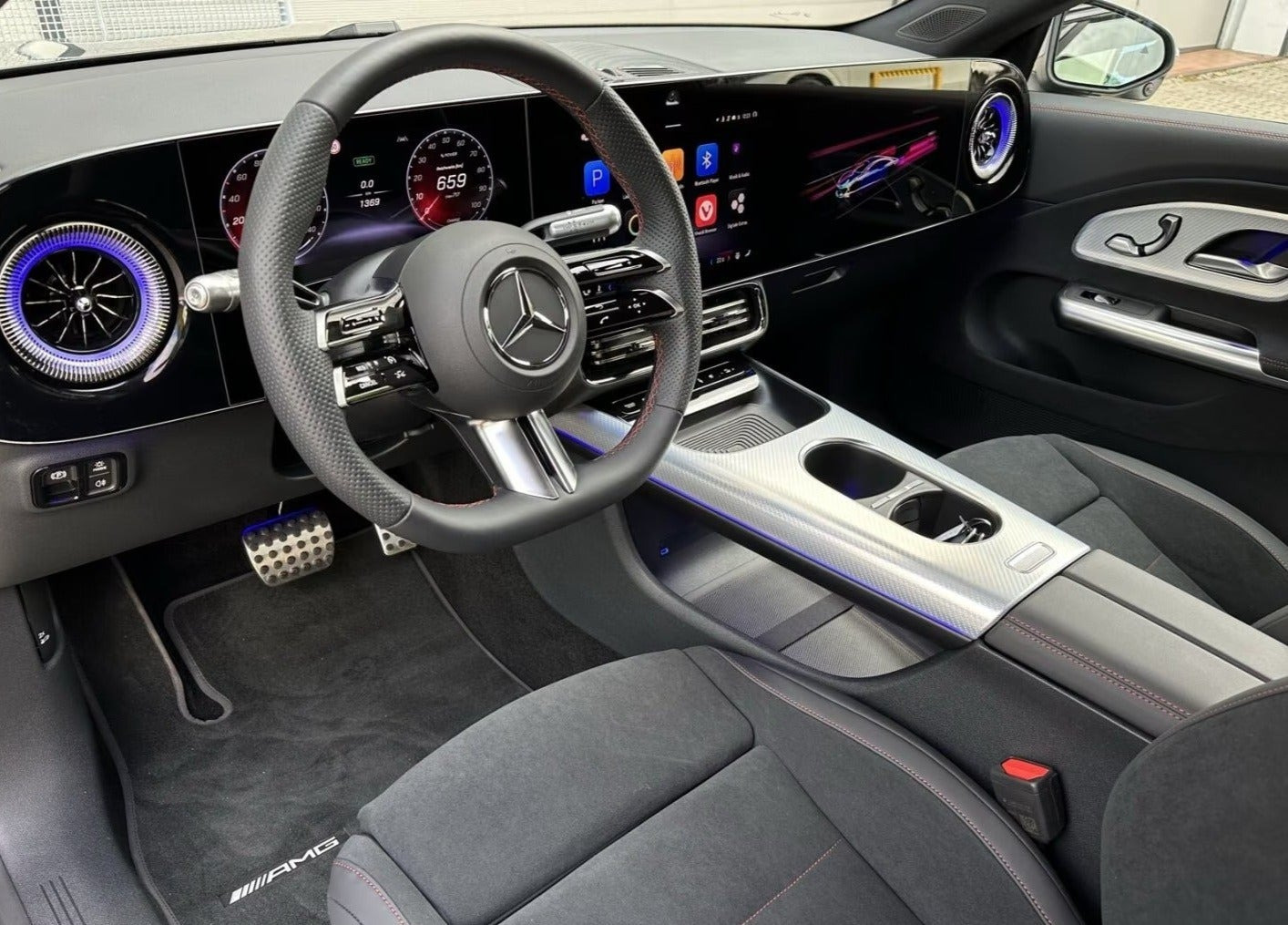 Sort Mercedes CLA350 fra 2026