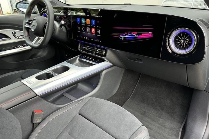 Sort Mercedes CLA350 fra 2026