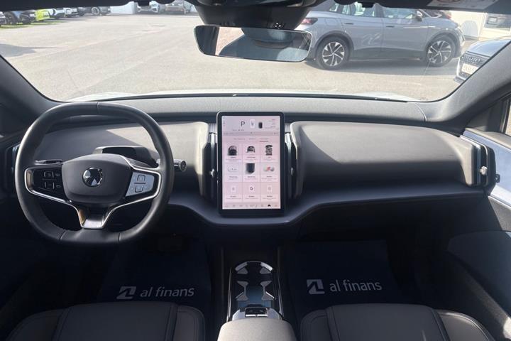 Grå Volvo EX30 fra 2024
