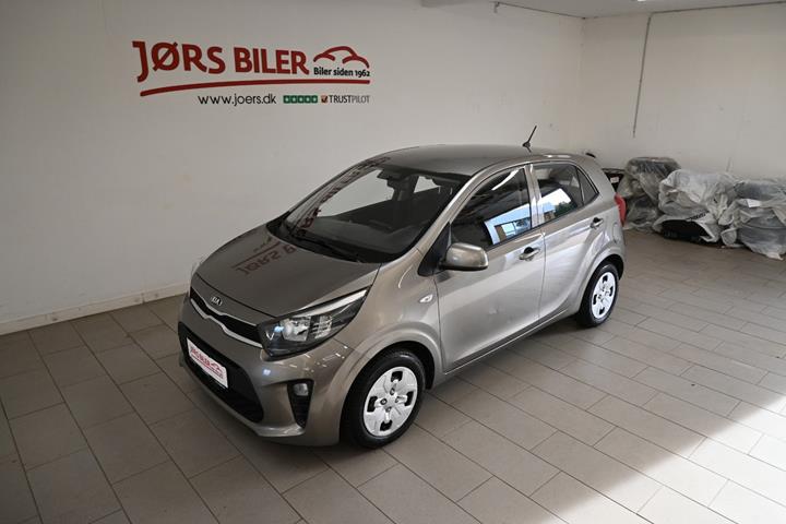 Beige Kia Picanto fra 2020