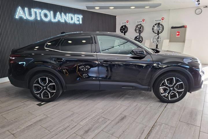 Sort Citroën ë-C4 X fra 2023