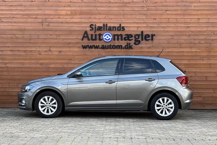 Beige VW Polo fra 2019