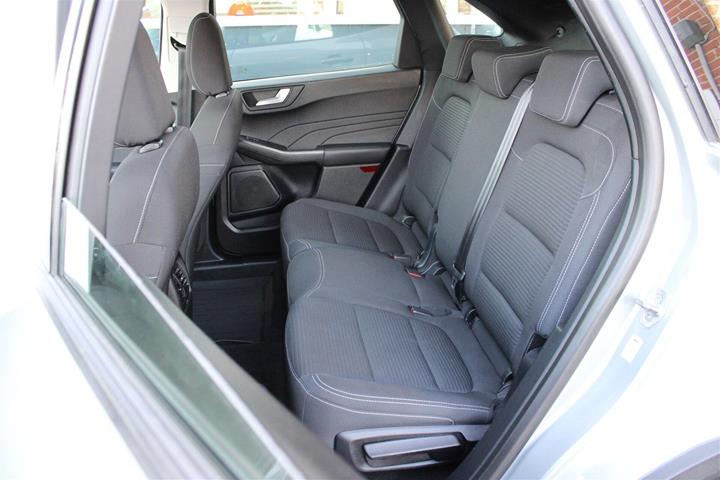 Sølv Ford Kuga fra 2021