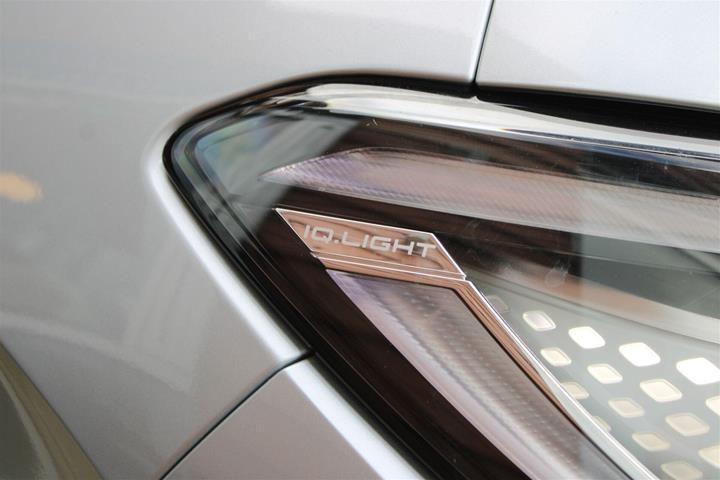 Sølv VW ID.4 fra 2025