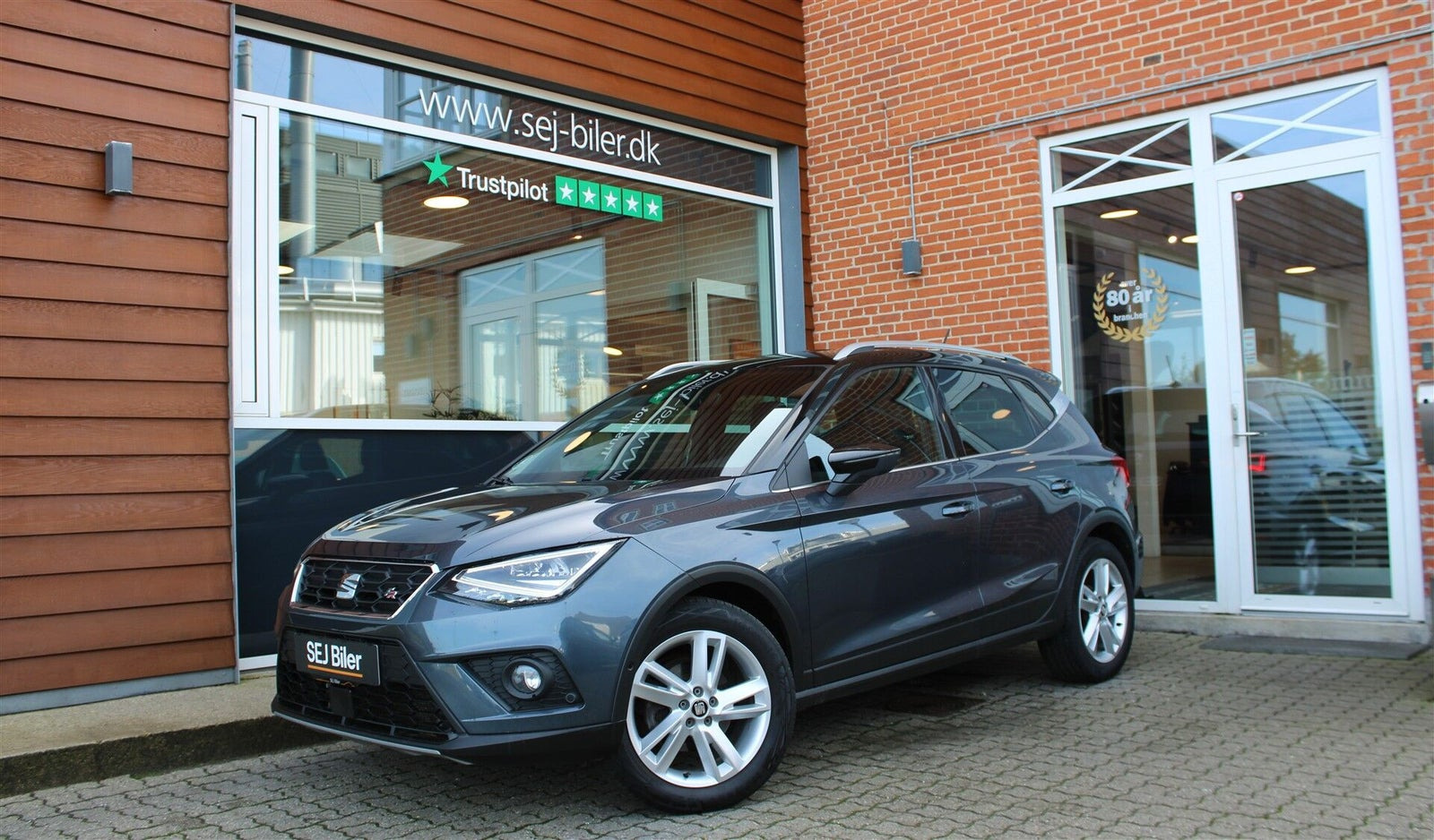 Grå Seat Arona fra 2021