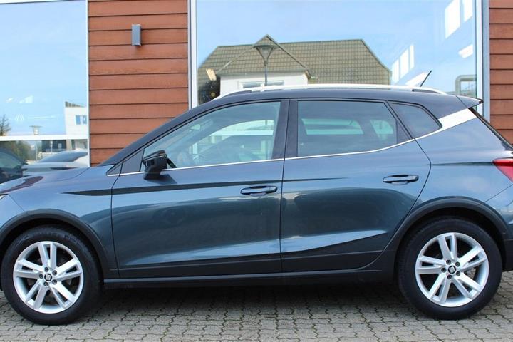 Grå Seat Arona fra 2021